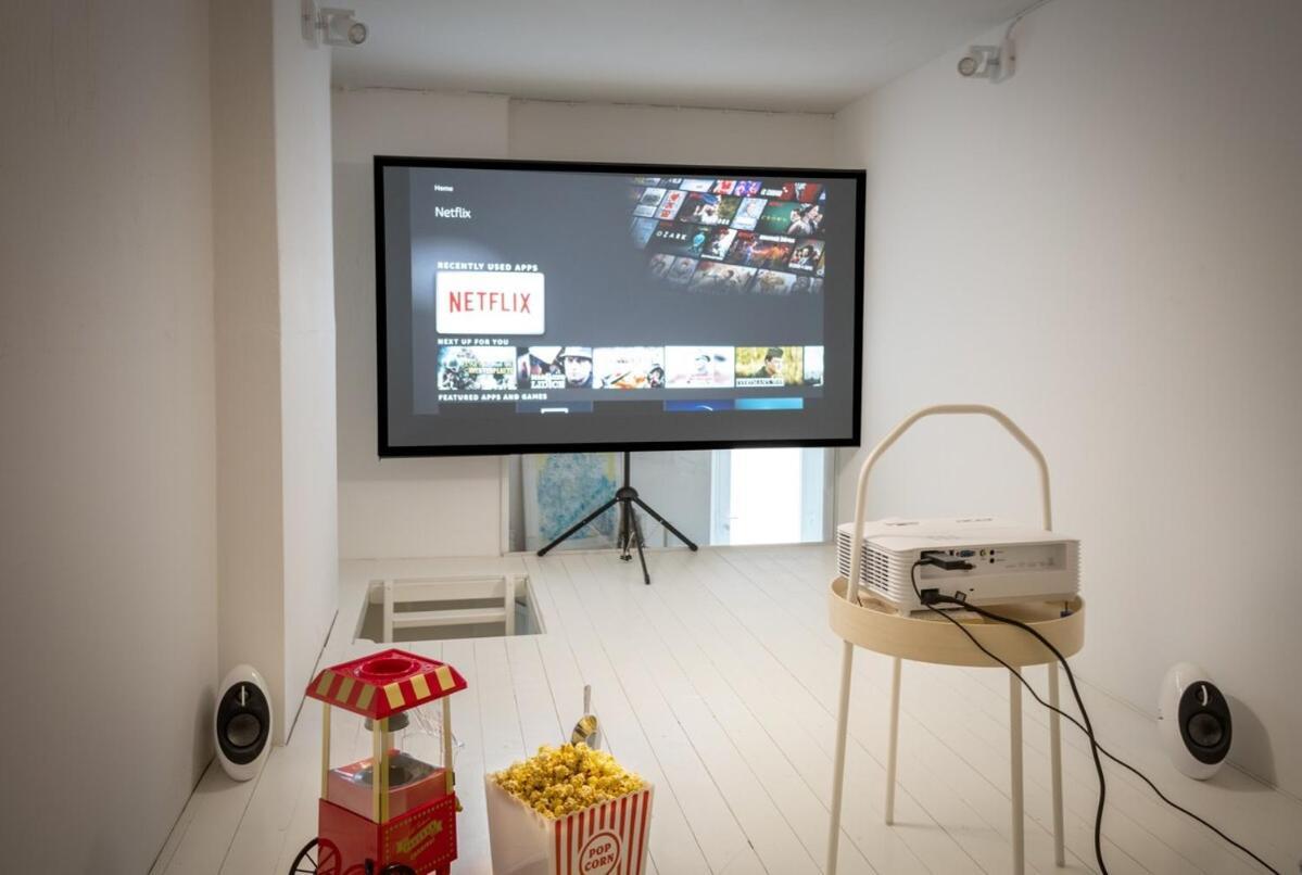 Central Apartment With Home Cinema And Fireplace ベルリン エクステリア 写真